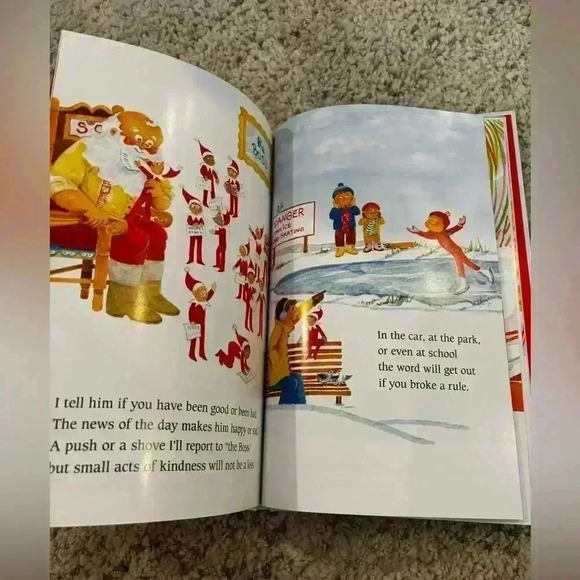 Elf on the shelf book - Picture 7 of 8